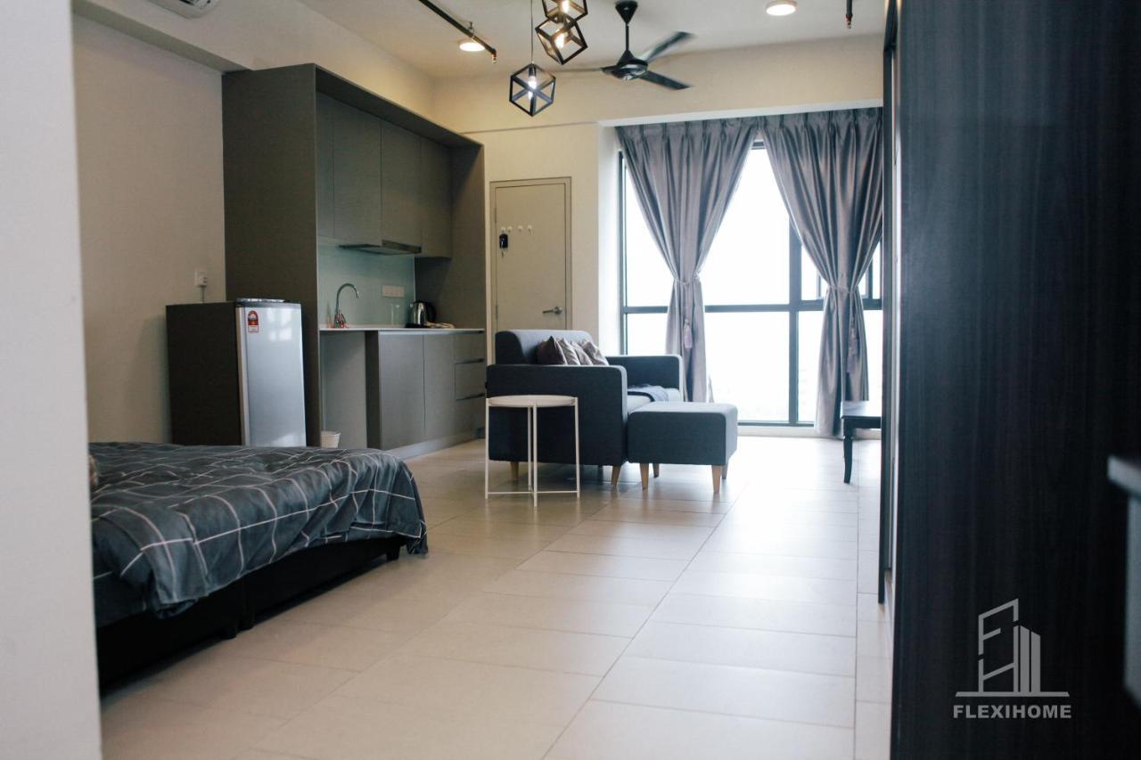 Tamarind Suites Cyberjaya: Work-Friendly Day Stay by Flexihome-MY Exterior photo