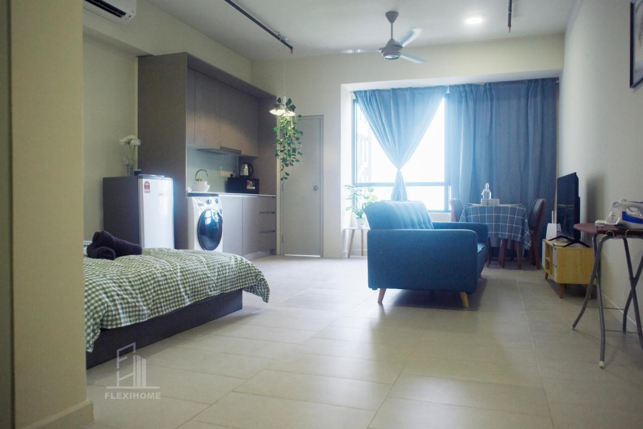 Tamarind Suites Cyberjaya: Work-Friendly Day Stay by Flexihome-MY Exterior photo