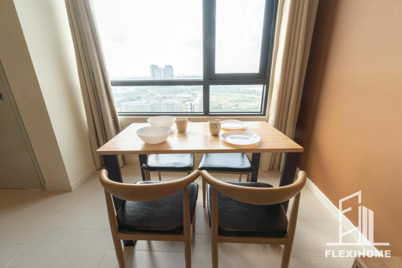 Tamarind Suites Cyberjaya: Work-Friendly Day Stay by Flexihome-MY Exterior photo
